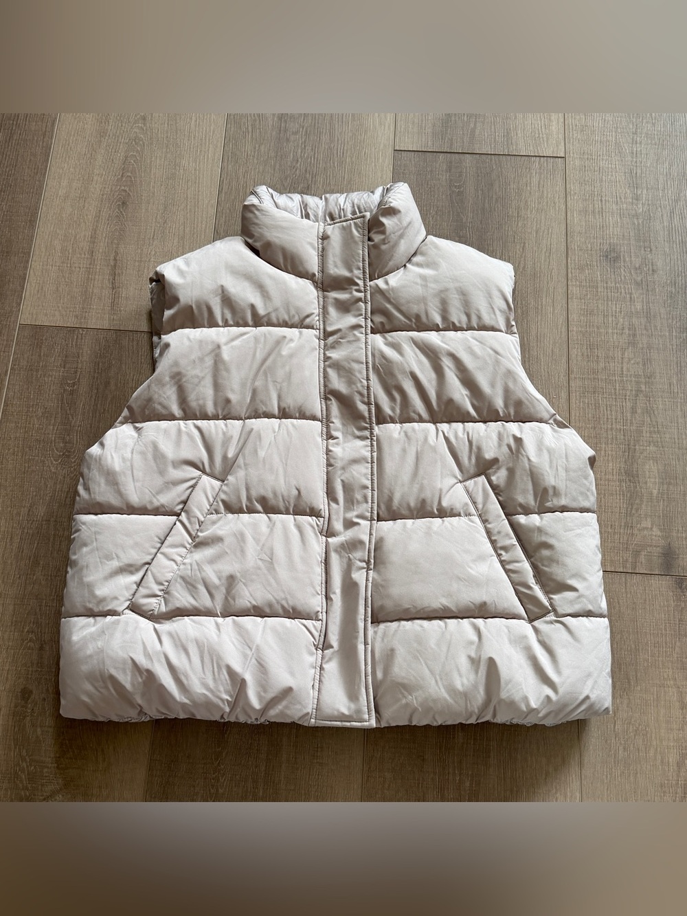 HFX‎ Outdoors Puffer Vest Women Large Beige Snap Zip & Pockets Polyester Hiking